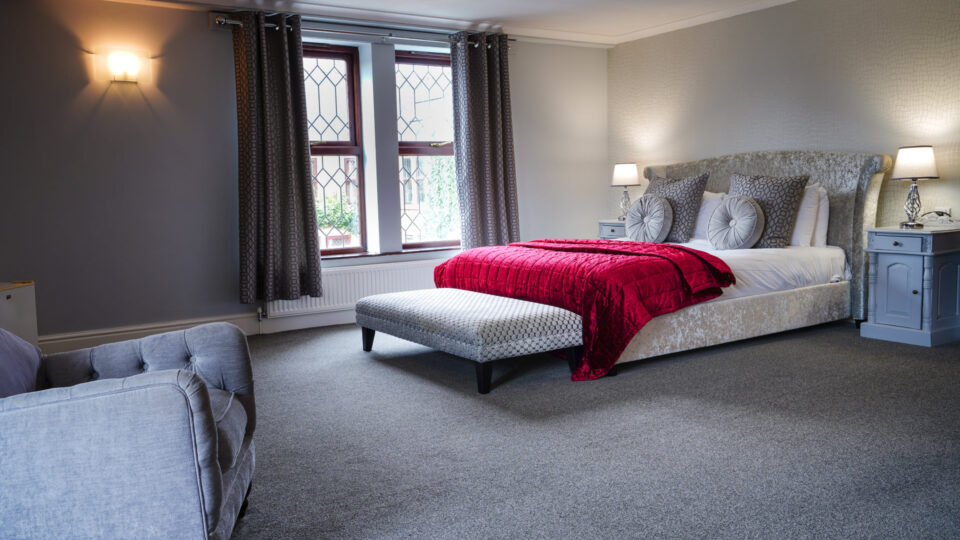 Honeymoon Suite 250 1