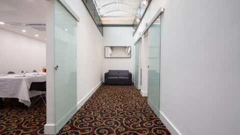 Business Centre Corridor 1