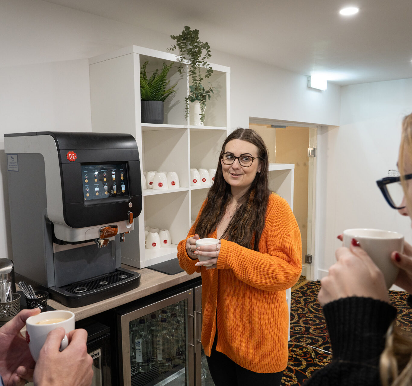 Business Centre Lounge 6