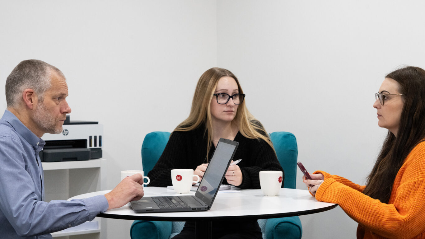 Business Centre Lounge 8