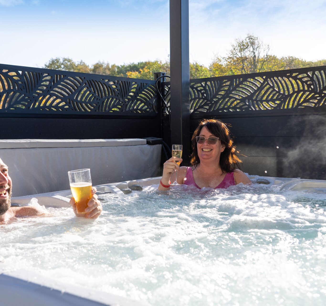 Spa-Hot-Tub-Couple-1